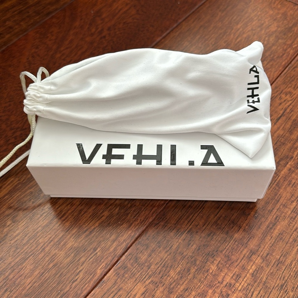 VEHLA Bambi chocolate torte/honey